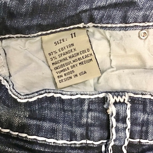 L.A. Idol 11 Cropped Capri Jeans Low Rise Embellished Flap Pockets Distressed - Picture 8 of 10